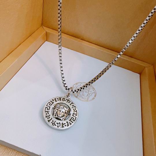 Versace necklace 12lyh160